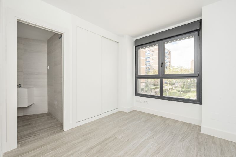 Metal Window Installation